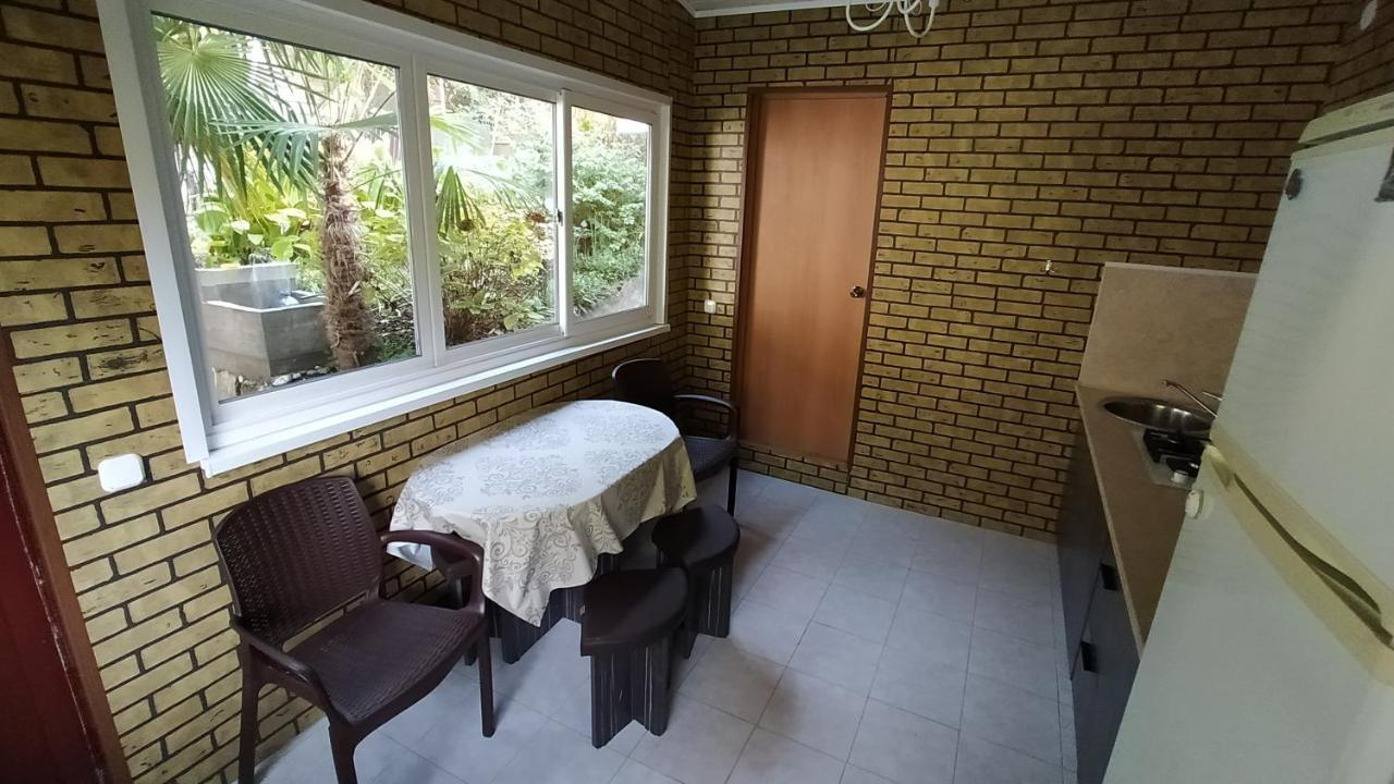 Tsikhierva Hotel Gagra Eksteriør billede